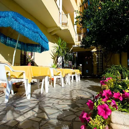 Lido 2*
