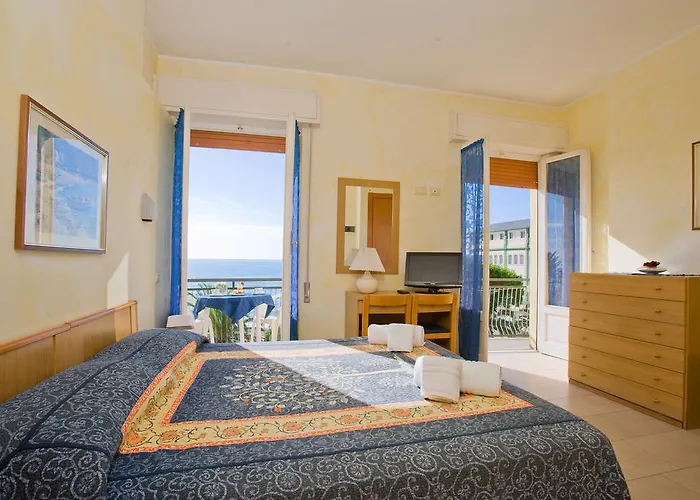 Hotell Lido Pietra Ligure