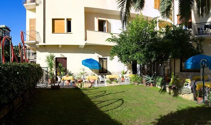 Hotel Lido 2*