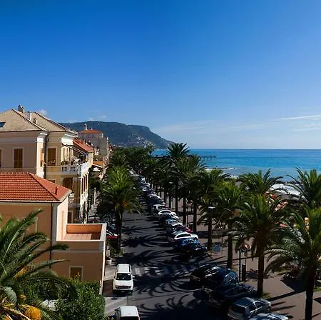 Lido Hotel